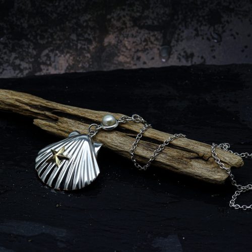 Starfish and Pearl Scallop necklace